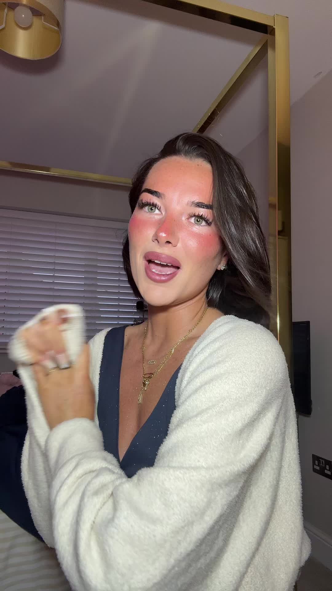 @maybev1104