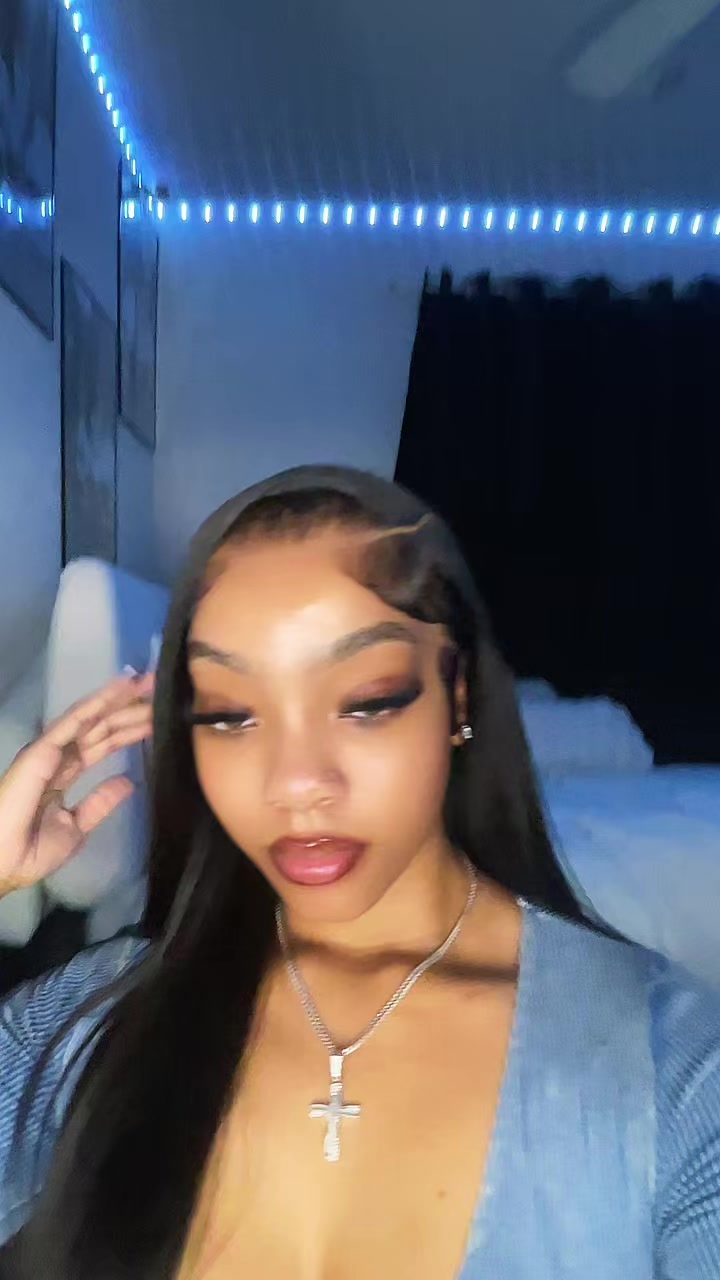 @Ai’yana💋