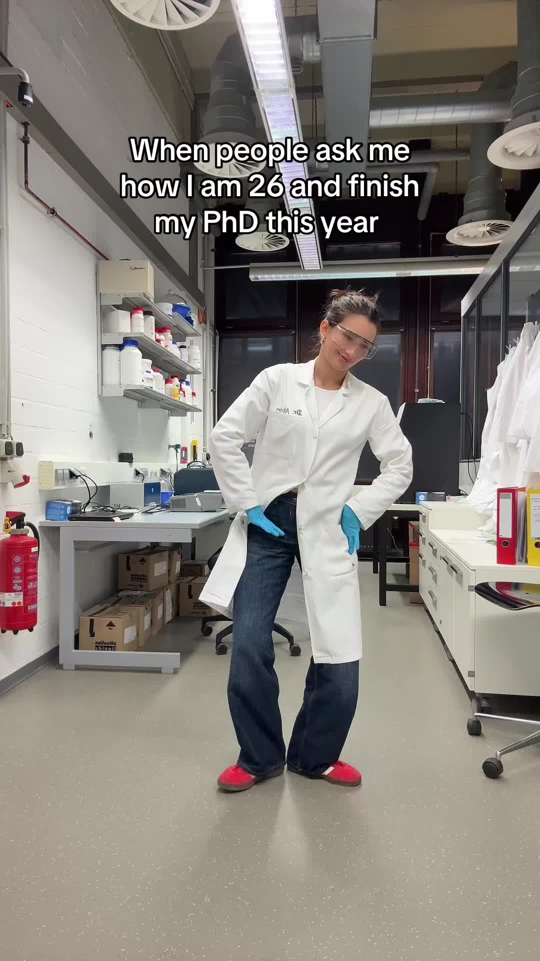@Emilia the Chemist👩🏽🔬💃