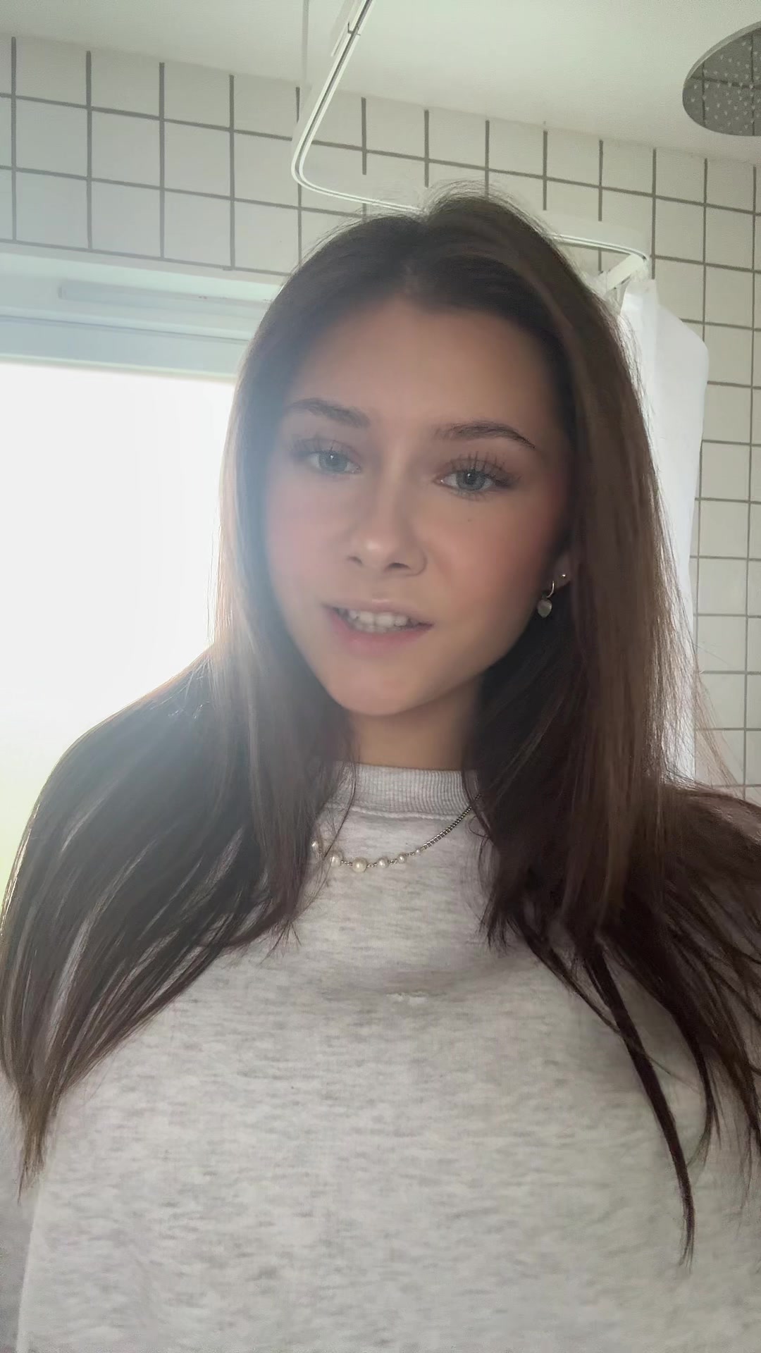 @Hihi
