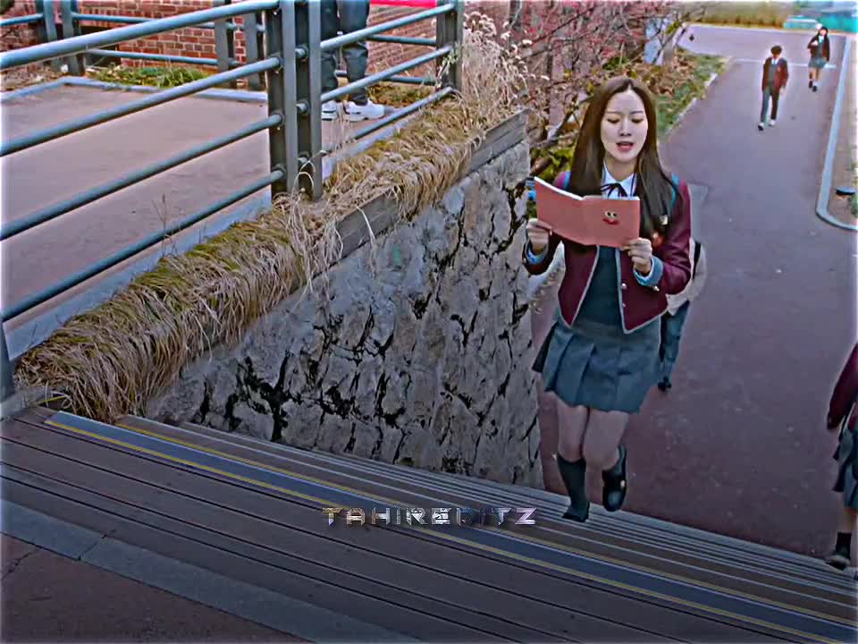 @★ 𝙏𝘼𝙃𝙄𝙍 𝙀𝘿𝙄𝙏𝙕 ★