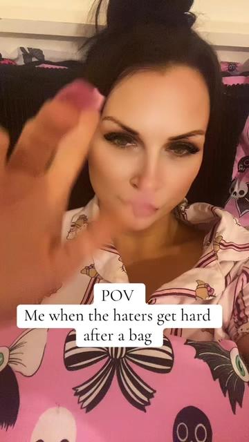 @🖤 𝓢𝓪𝓿𝓪𝓰𝓮 𝓠𝓾𝓮𝓮𝓷 🖤