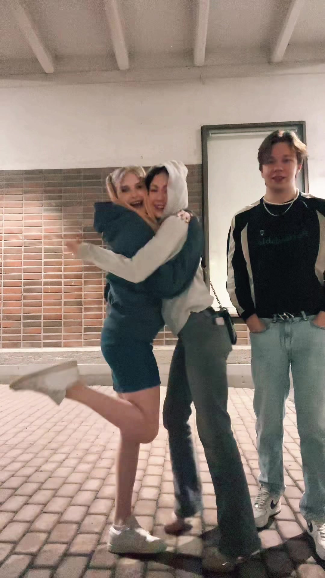 @Meri🐱