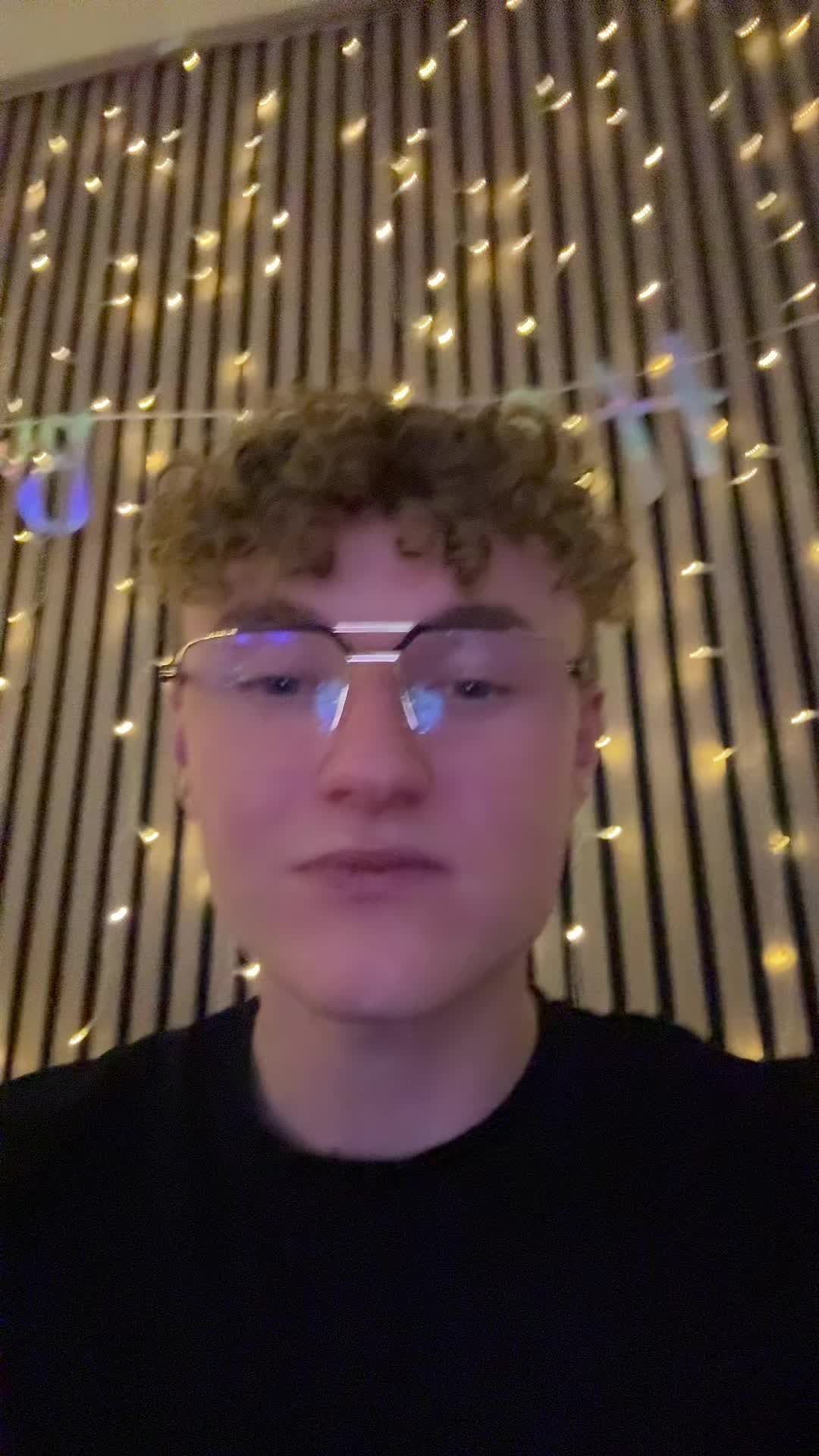 @Makaronii🤓