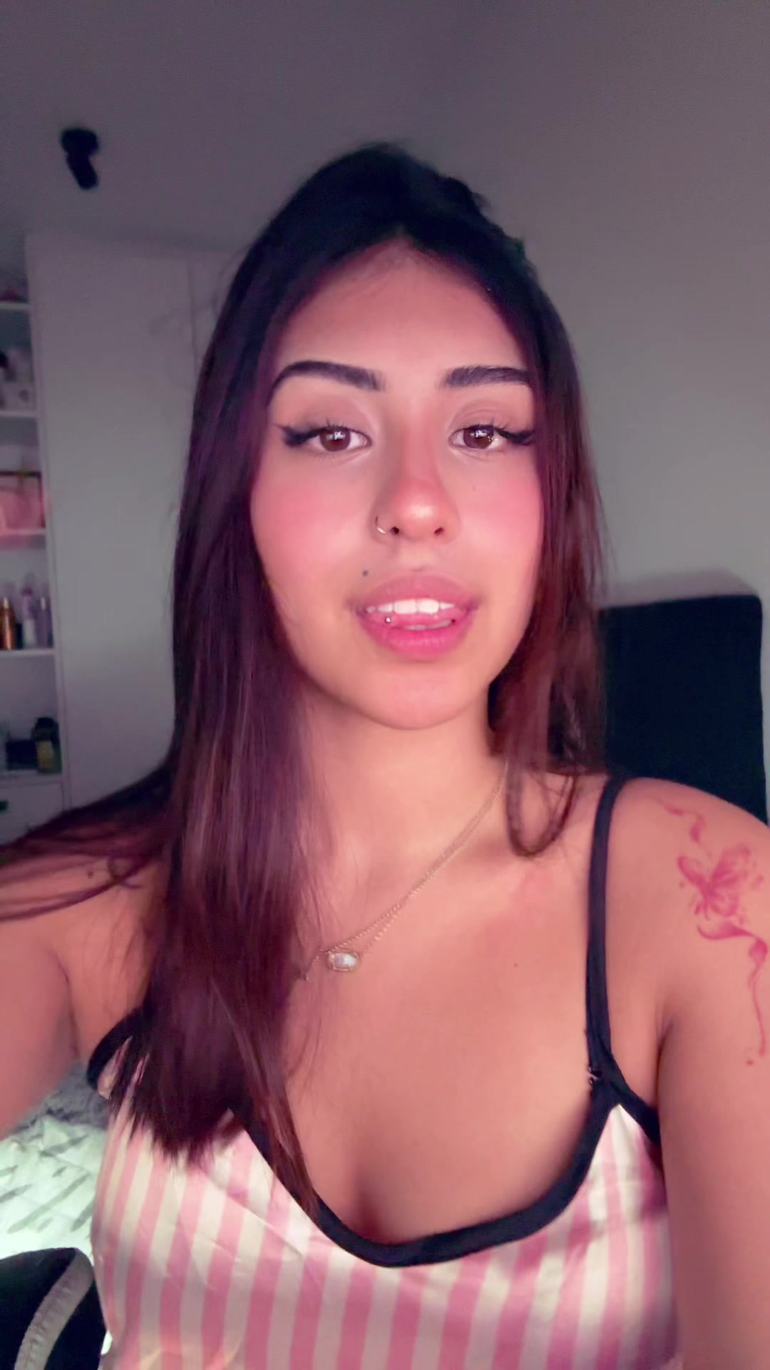@laanyiyi ✨