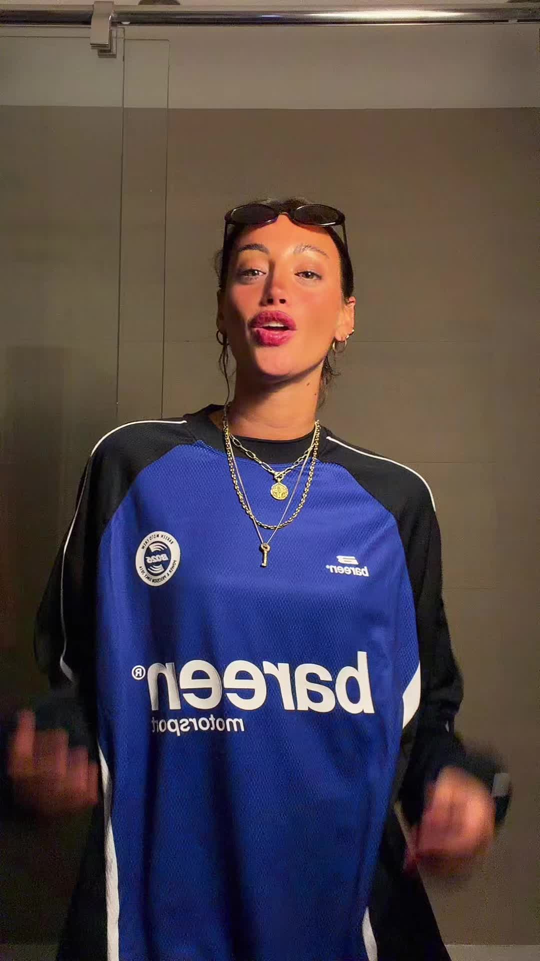 @LIA MIZRAHI