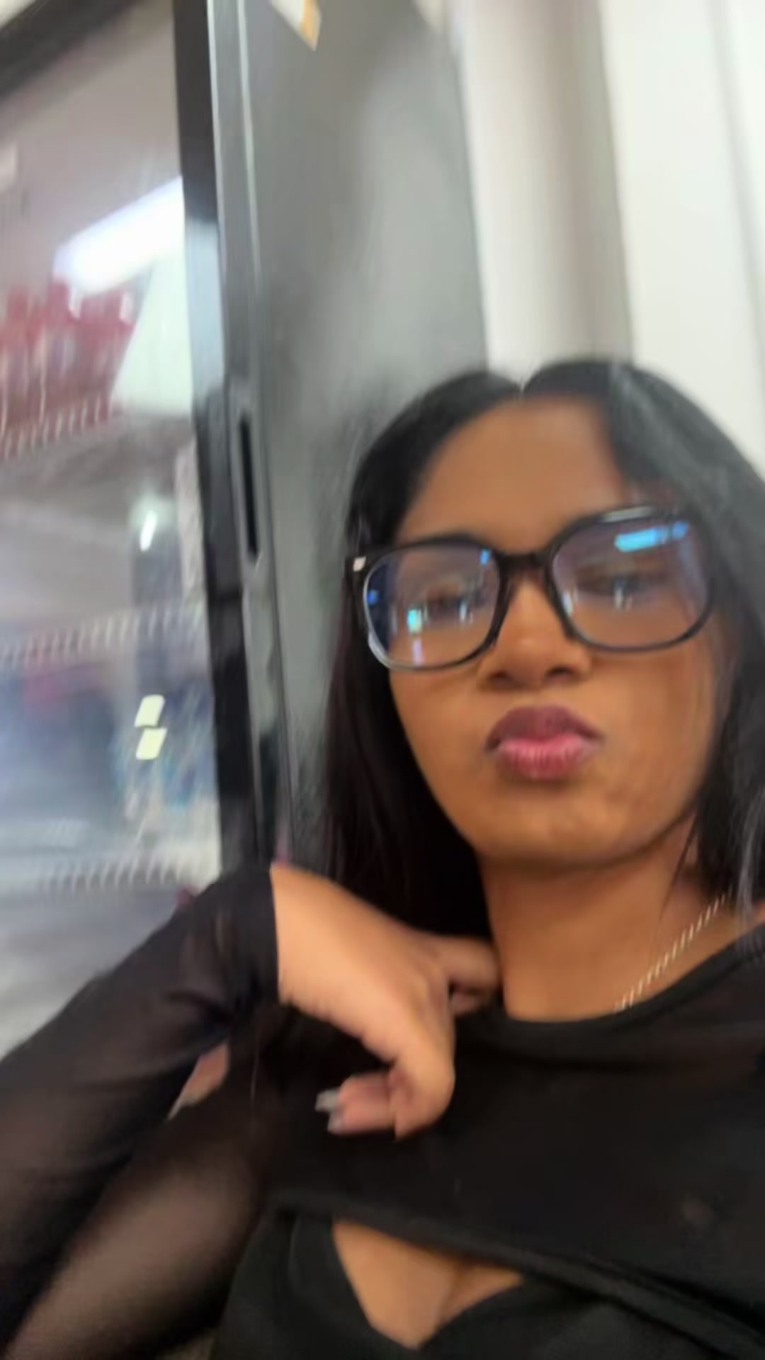 @Priyanka🫠