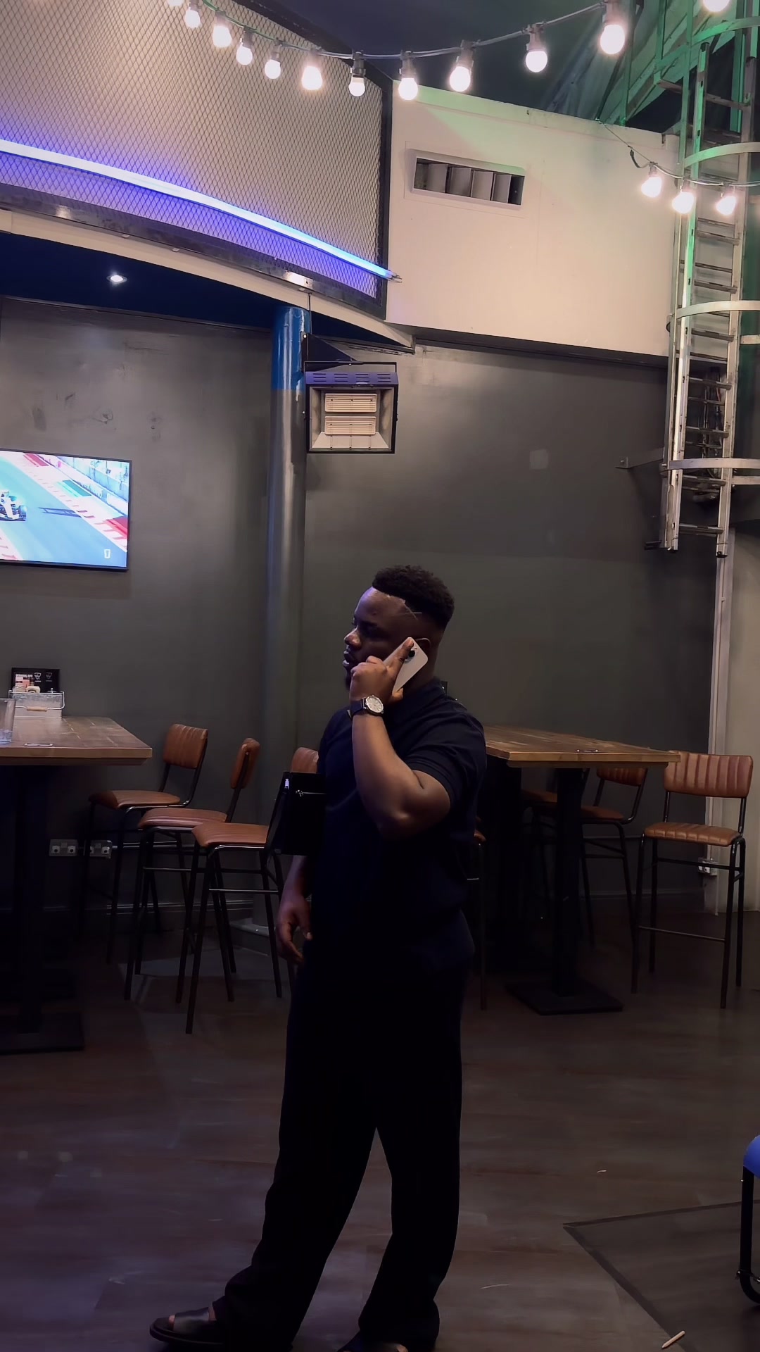 @𝐑𝐎𝐍𝐀𝐋𝐃𝐎🇬🇭