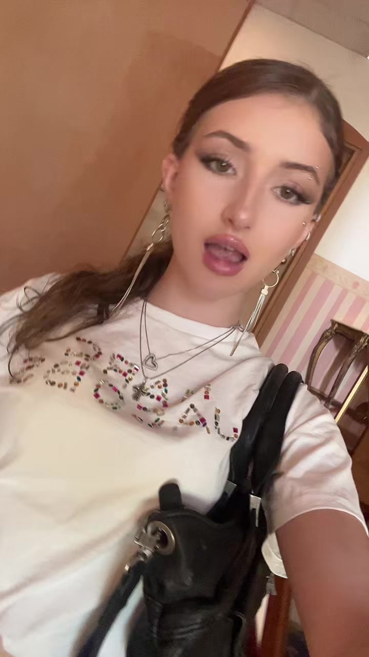 @кисуня 💞