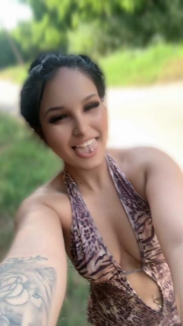 @mollykamolly4