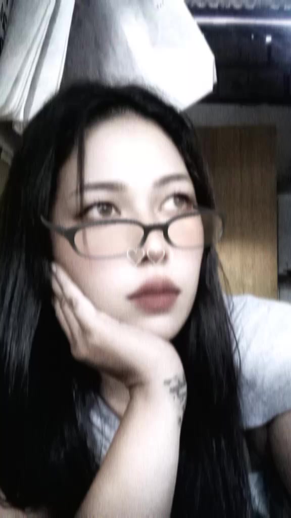 @itskrstn