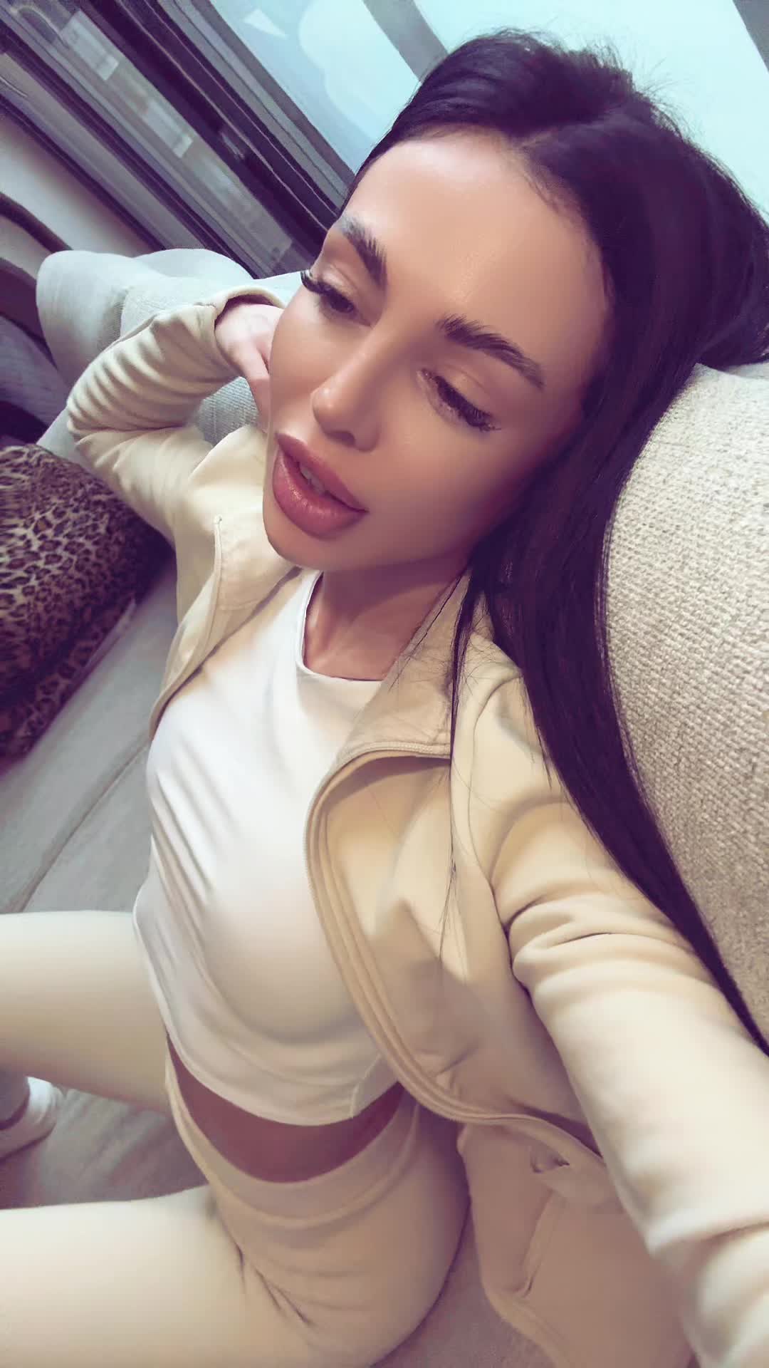 @Vilovemeee