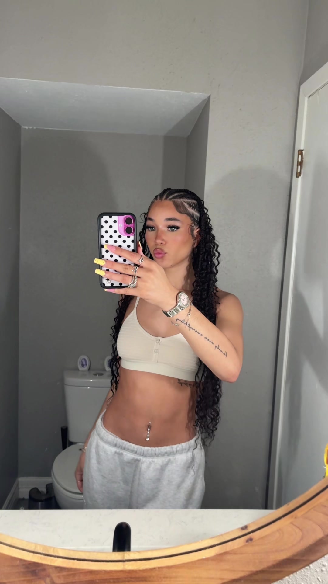 @tayy