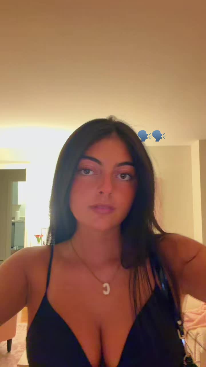 @chrissy