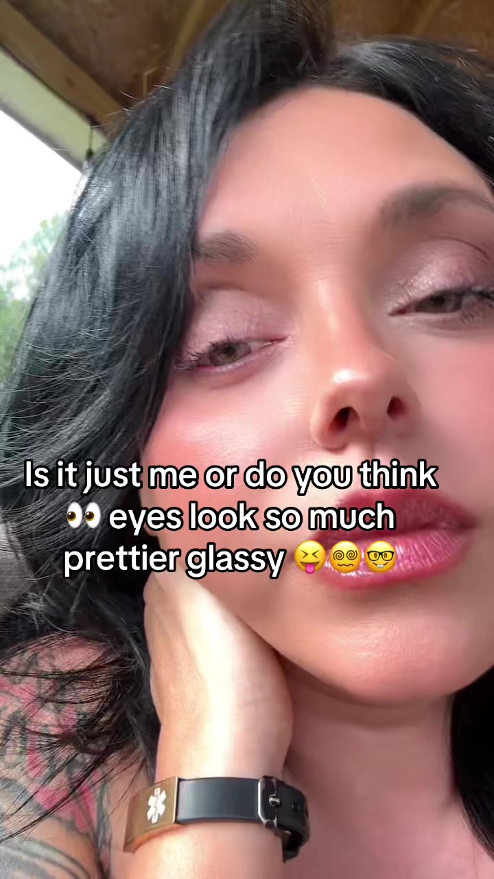 @Nikki Lee 🖤