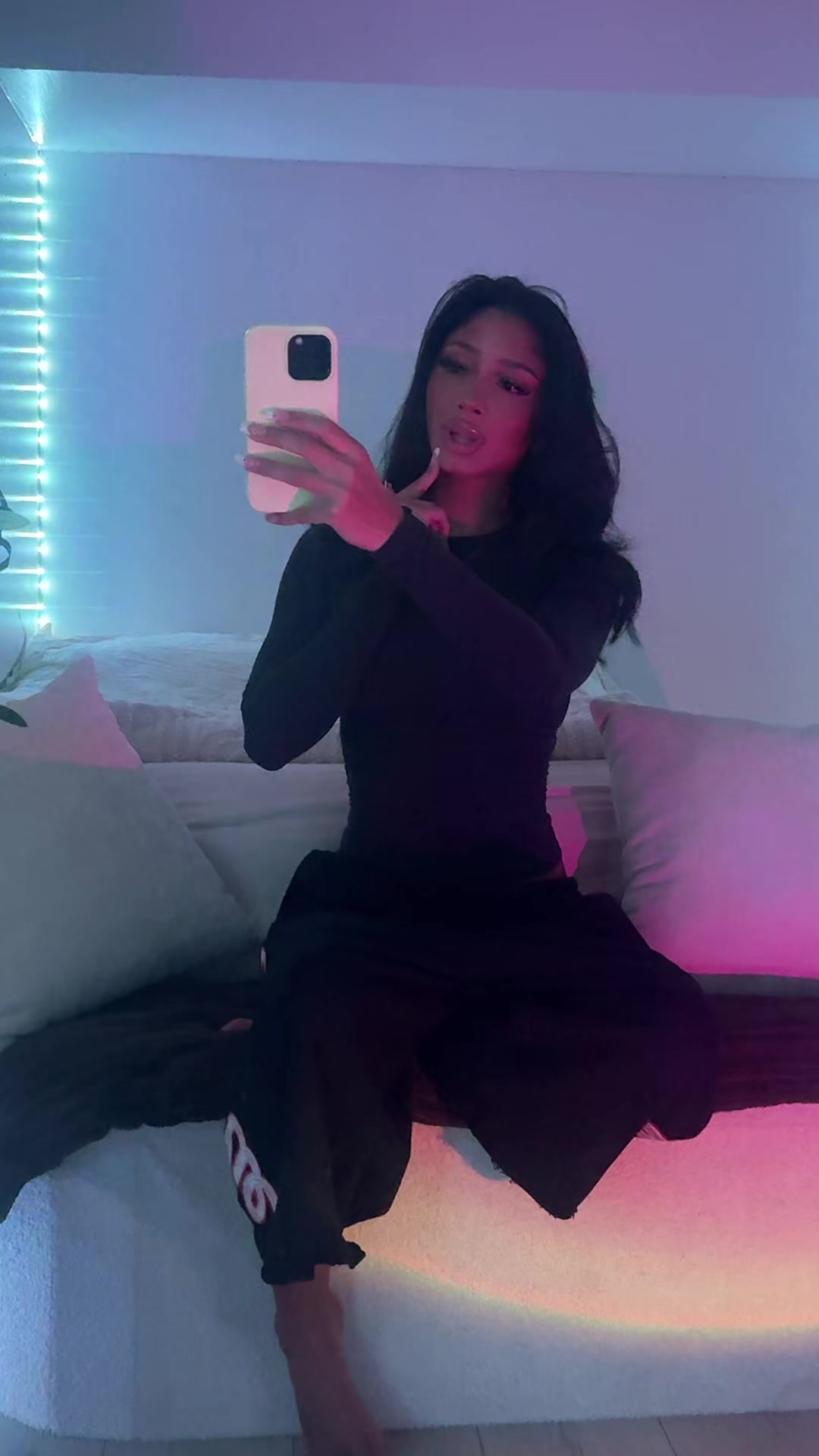 @nai✨