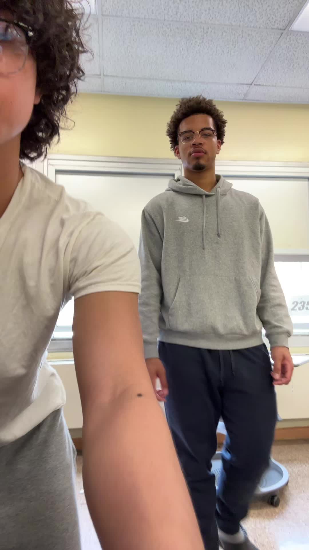 @d4