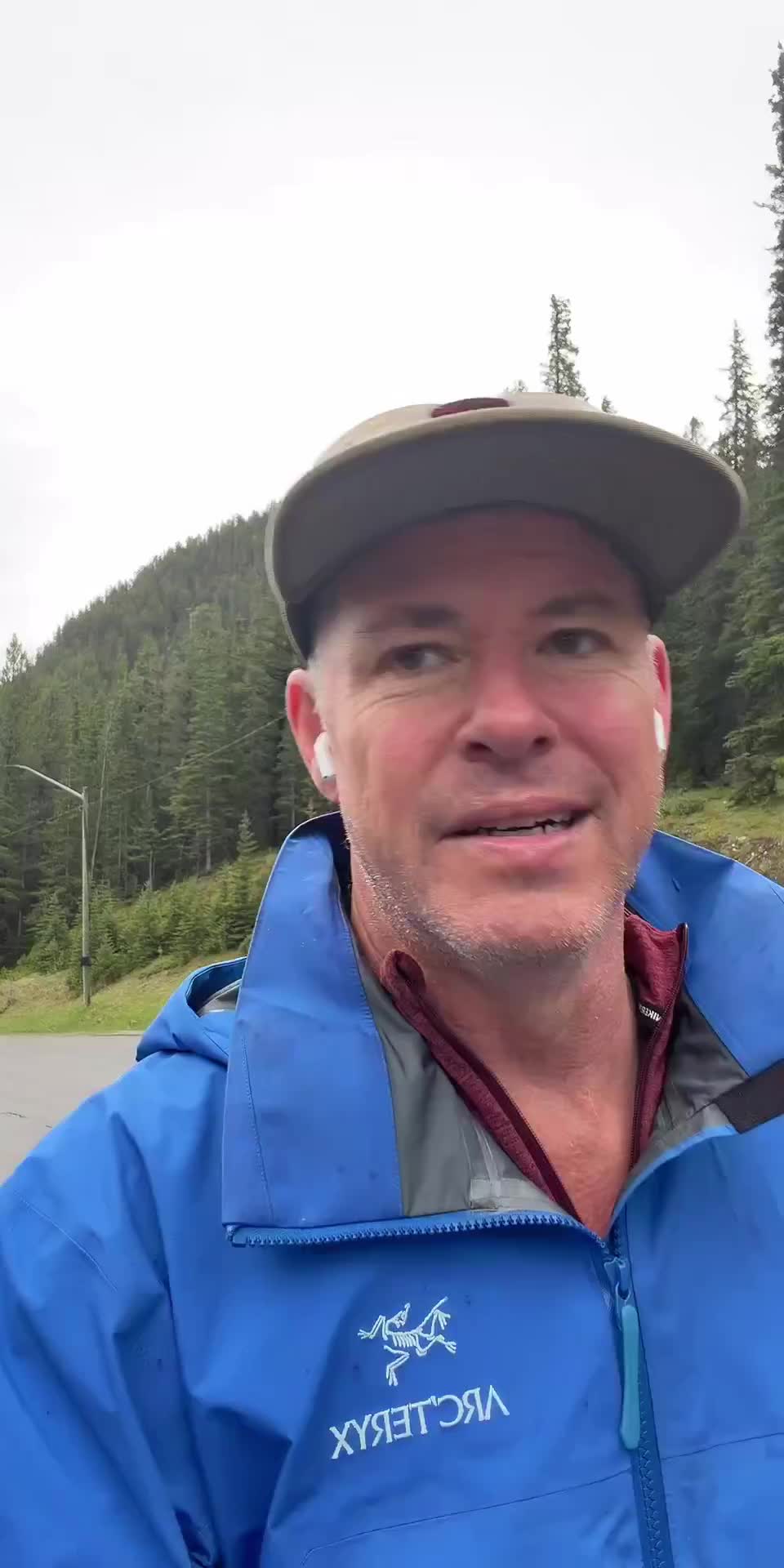 @2me_Travels 🇨🇦