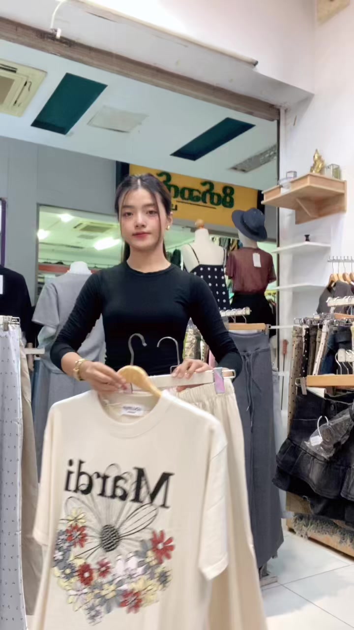 @TNM(တက်နေမင်း) Fashion Shop