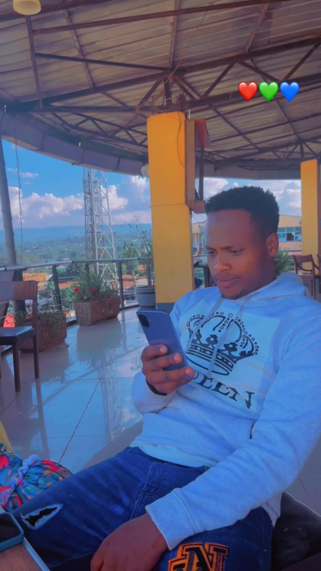 @ሙNiት🐝
