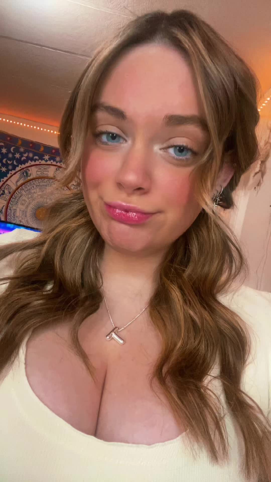 @Tay