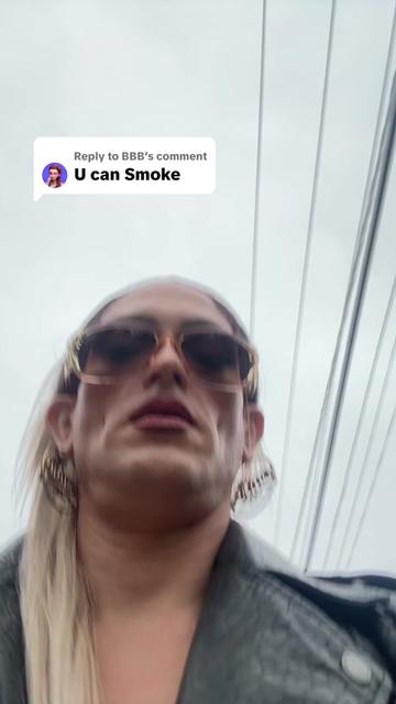 @itstinamonroe