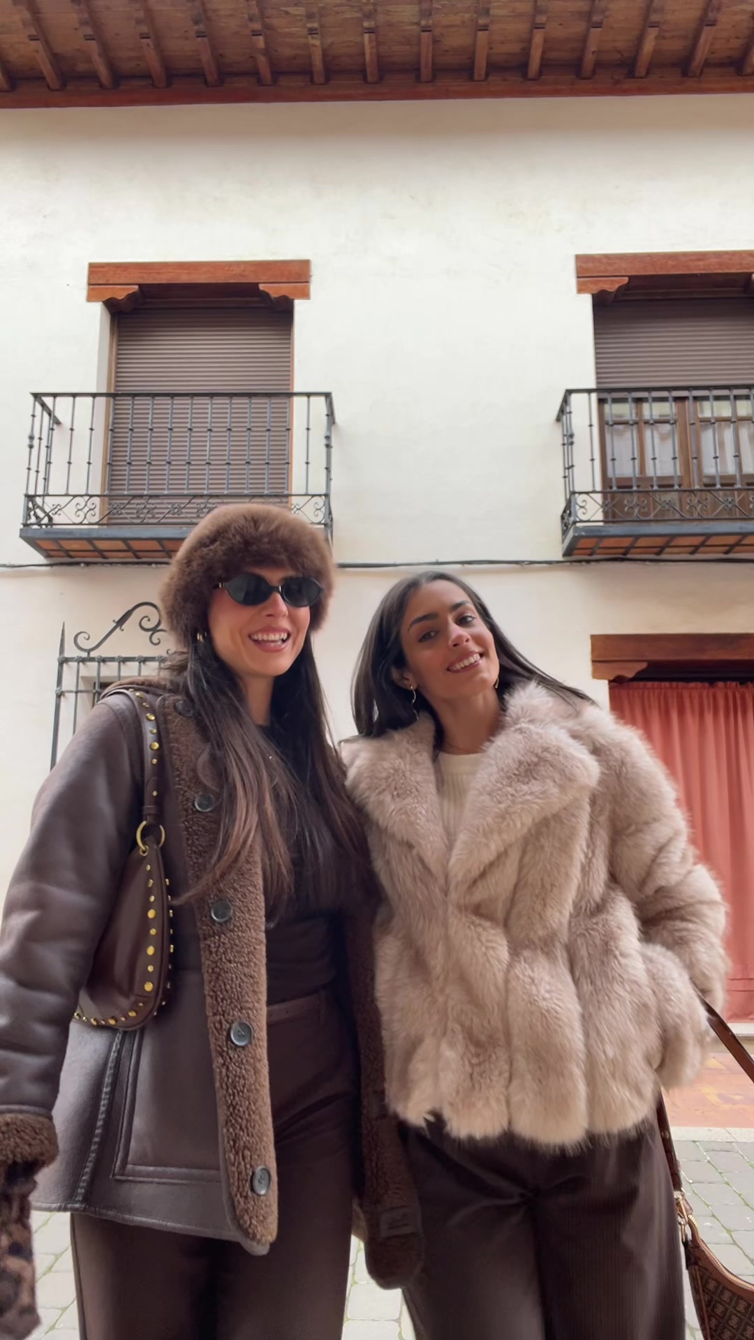 @Ana