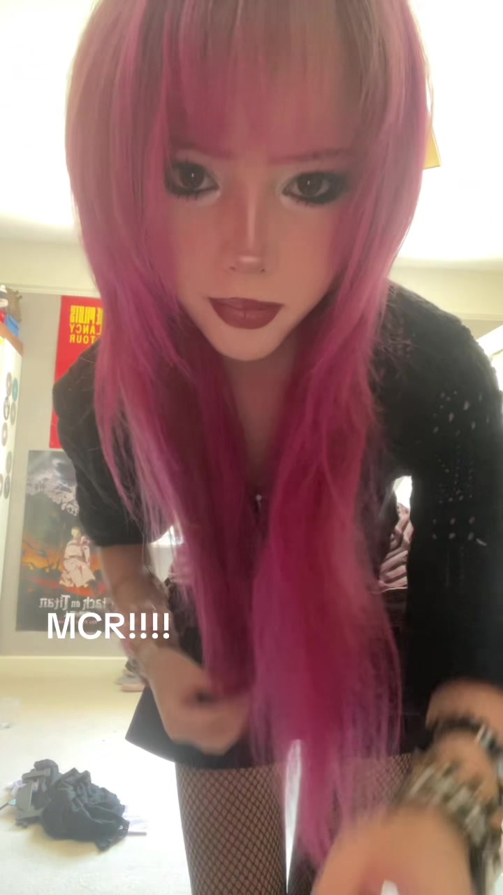 @๐ø๐ซ๐๐ฅโฉโโ