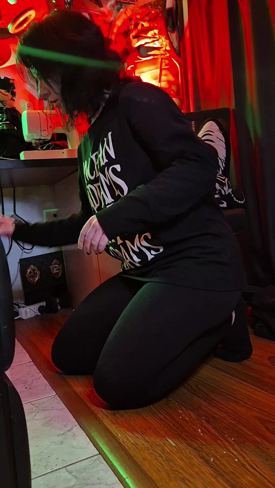 @Vess