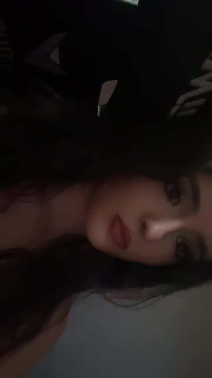 @️🦢