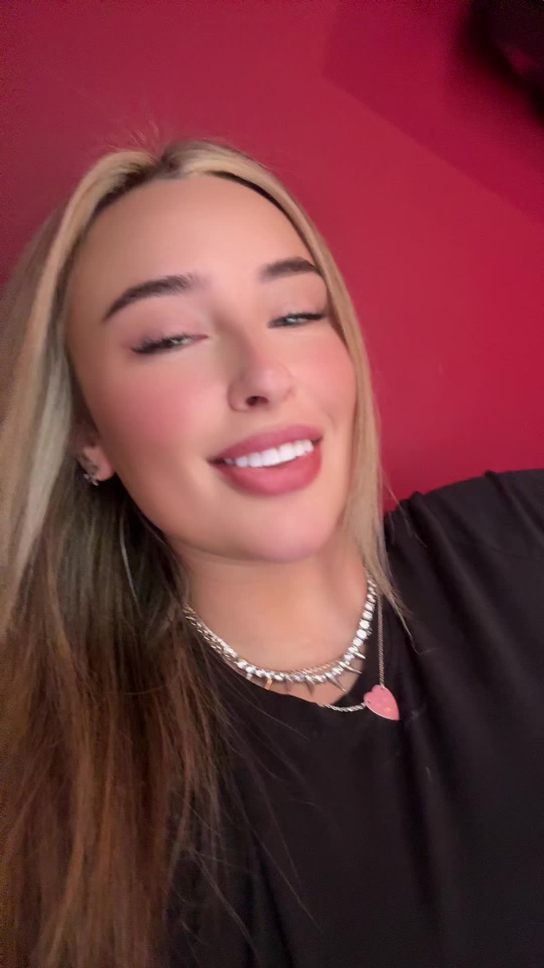 @abs