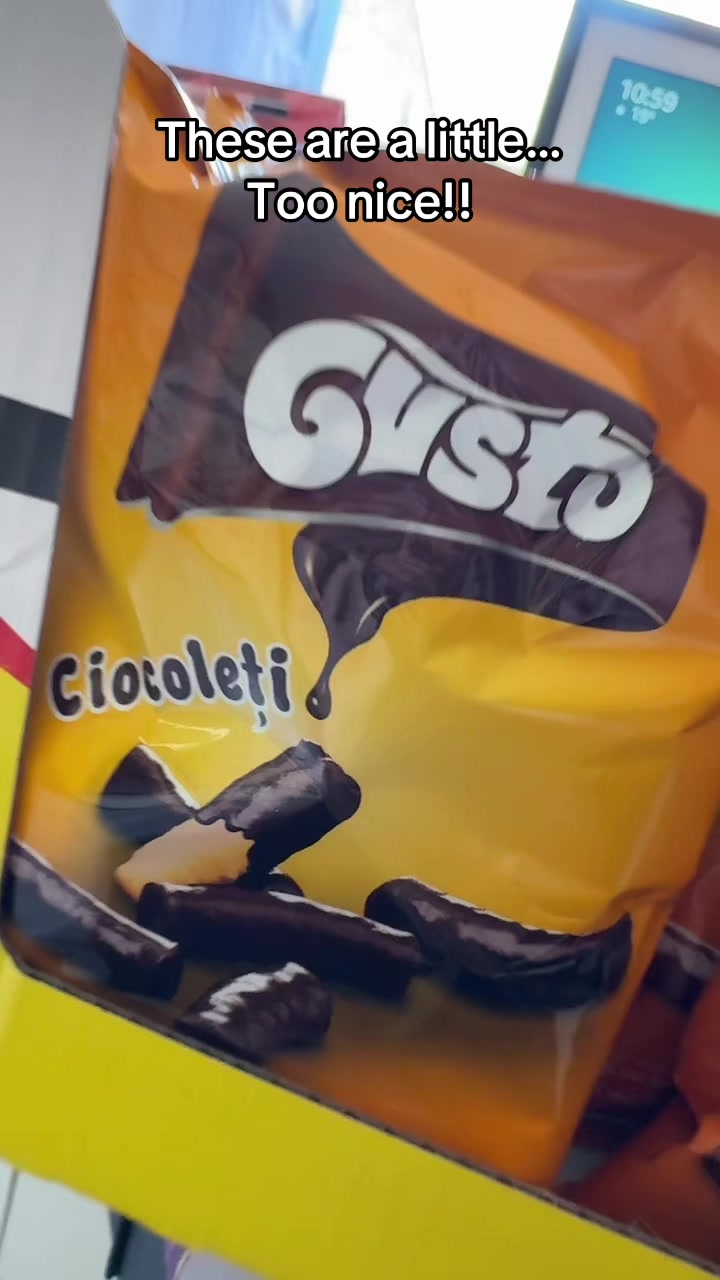 @Strudelsdoodles