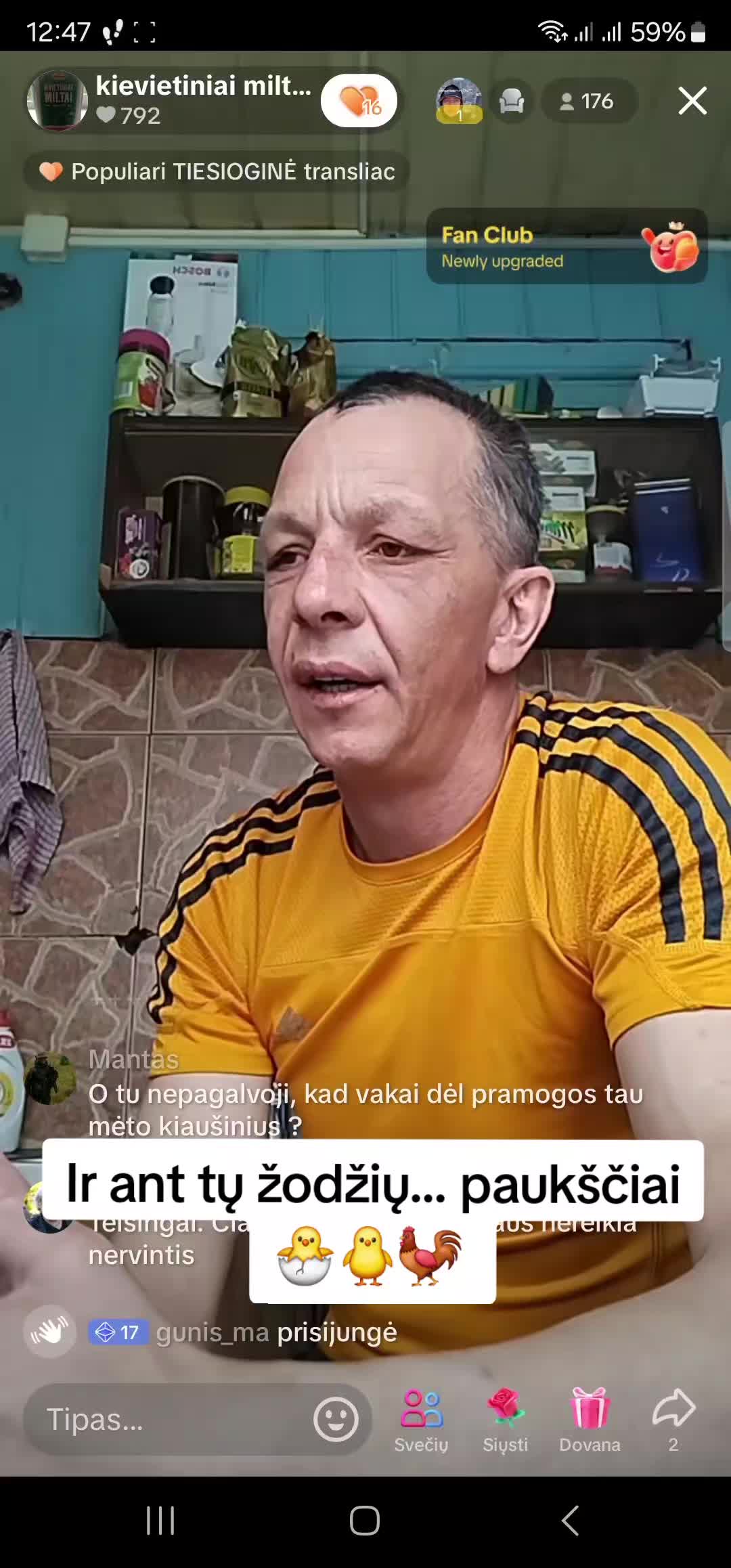 @pasipisę dėl coinsų