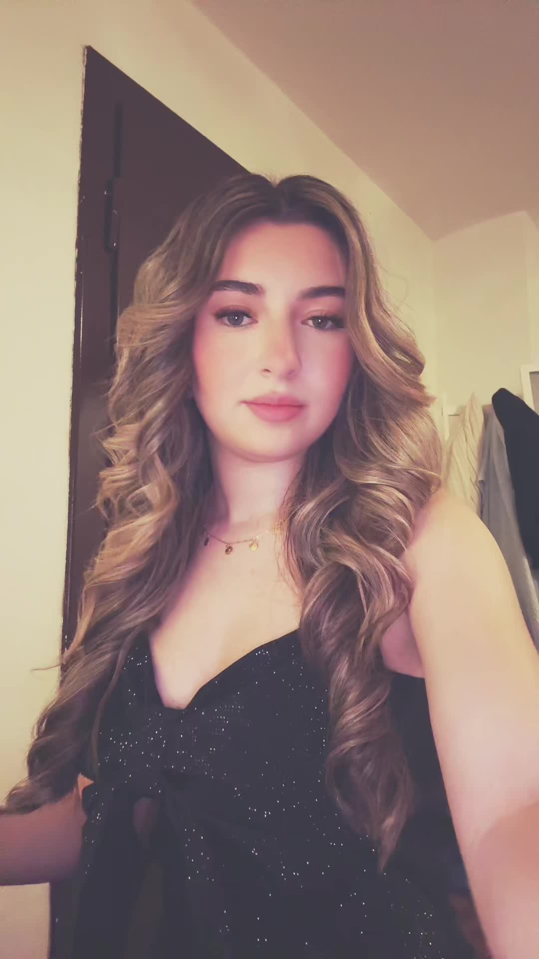 @dy7