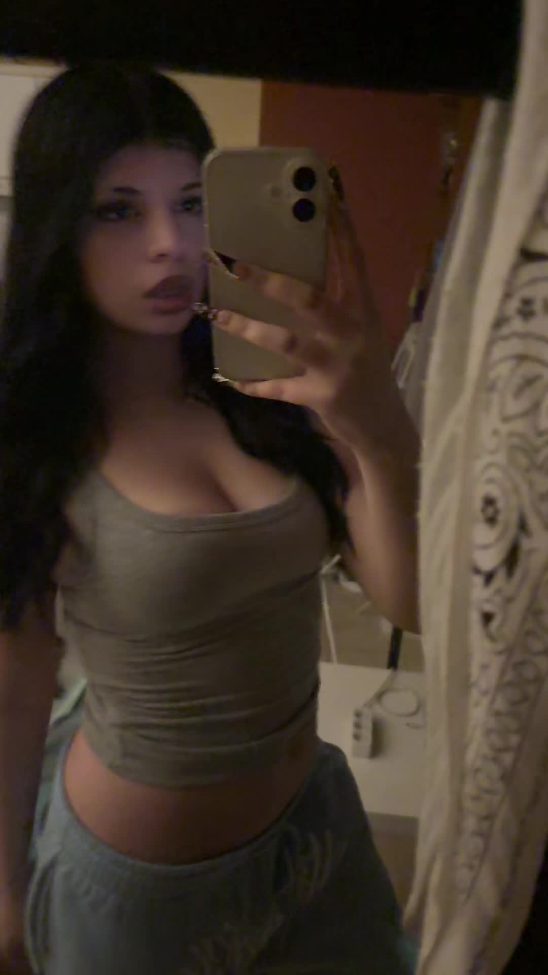 @φιλ