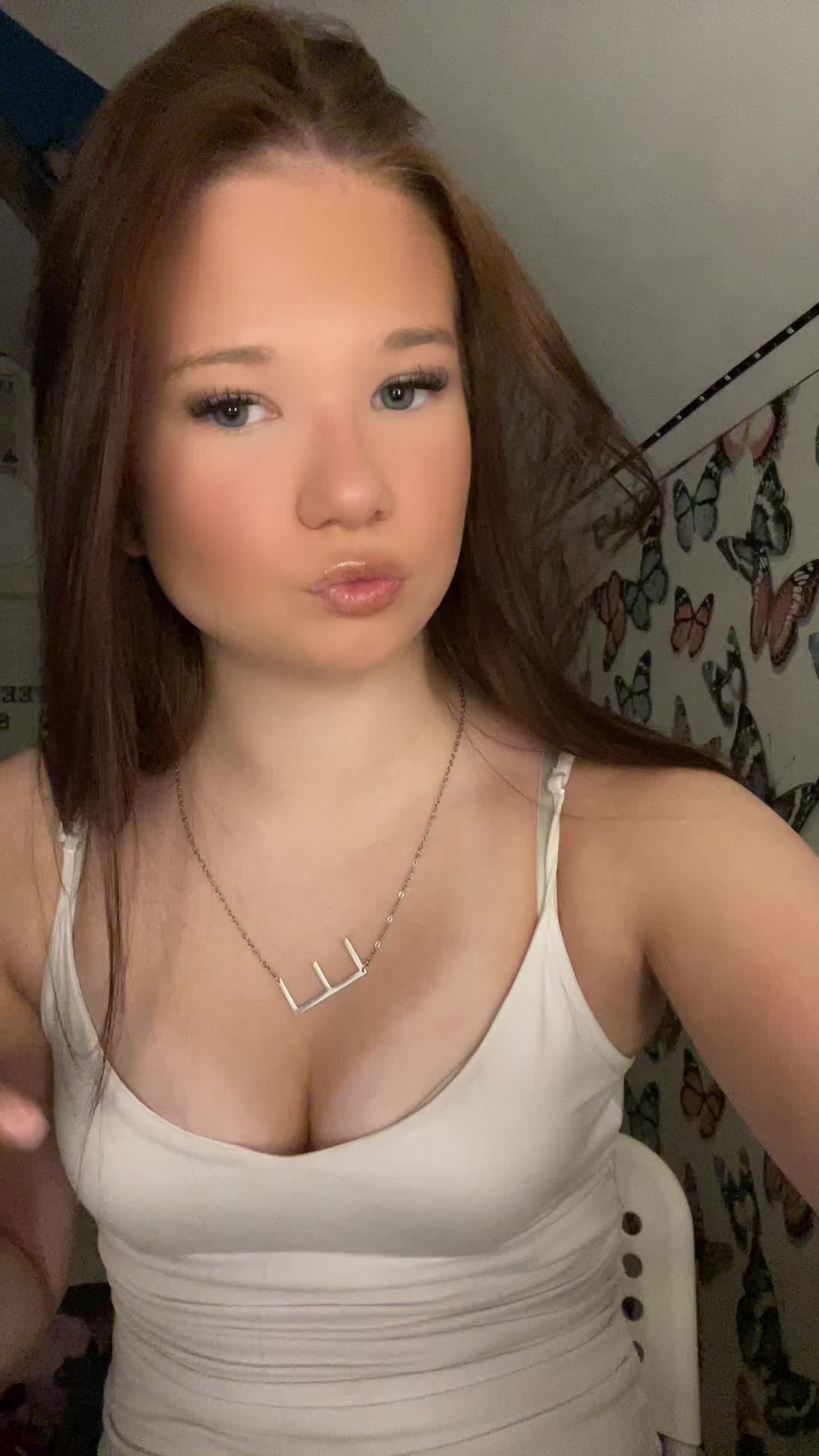 @𝓔𝓿𝓮𝓵𝓲𝓷𝓪