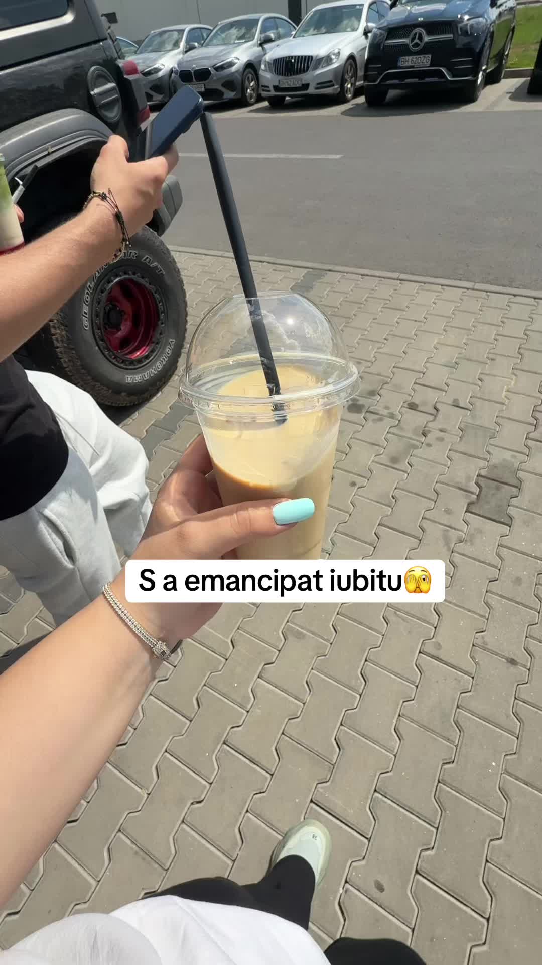 @Nicole Juca