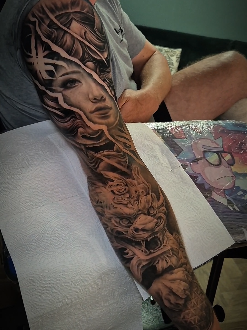 @Lozyoungtattoo