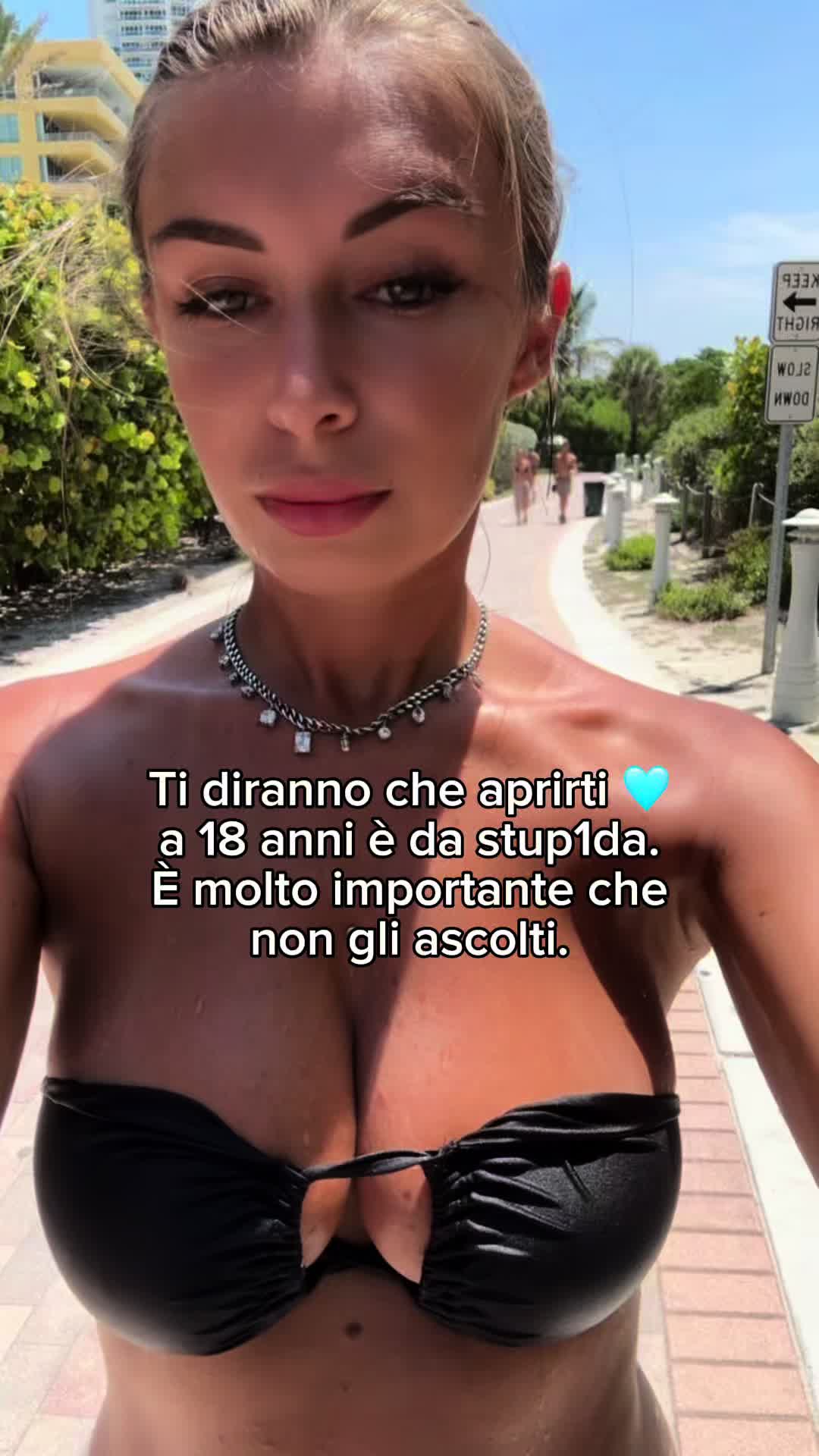 @Elisa Esposito