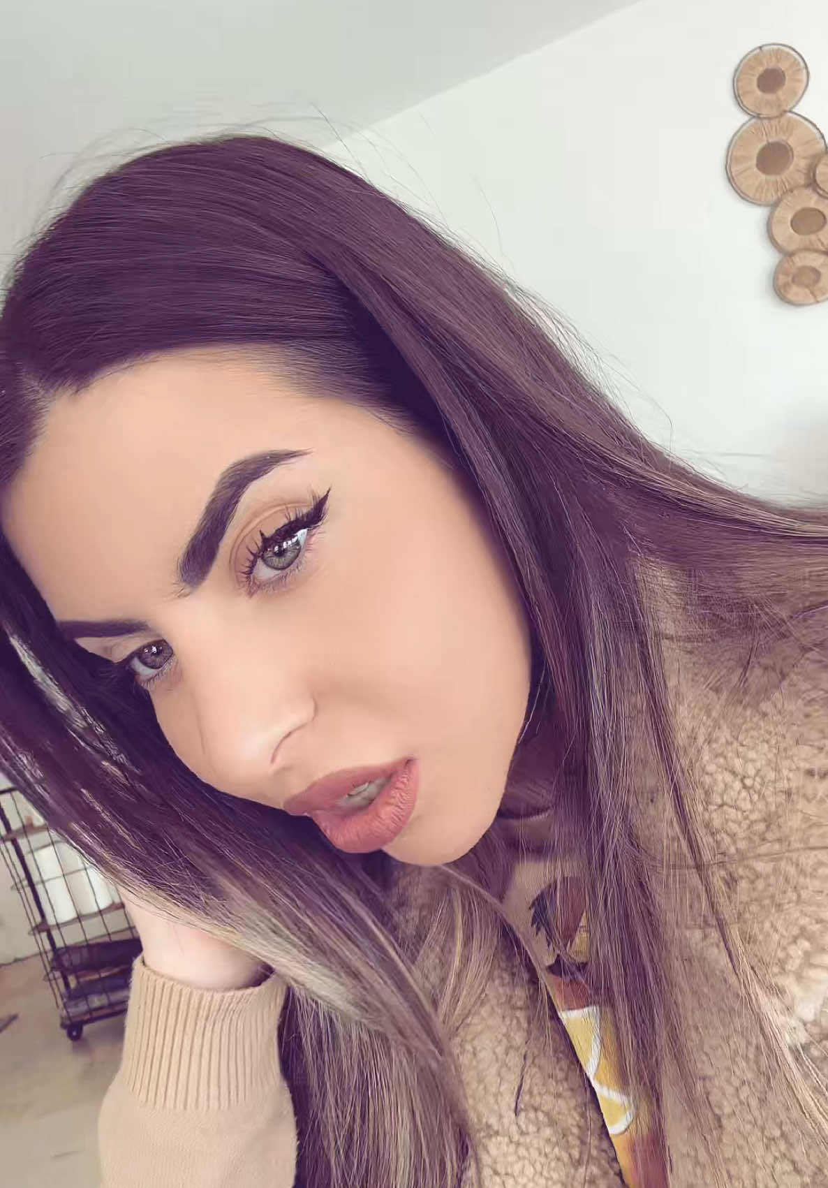 @𝒜𝓃𝓃𝒶🌒