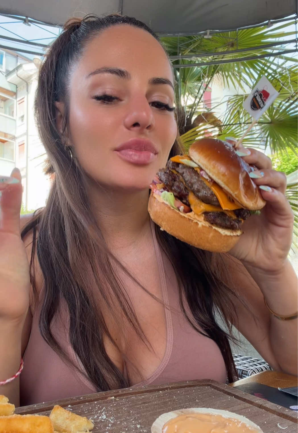 @Jetlinalifestyle