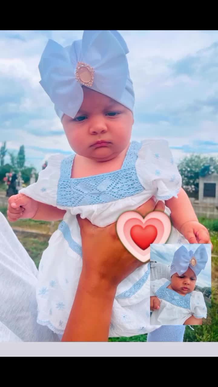 @Móni