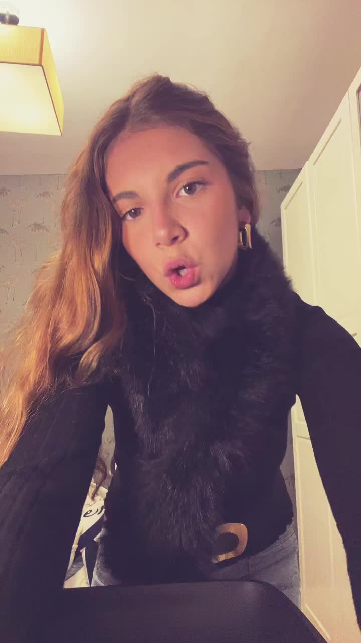 @julia g&oacute;mez