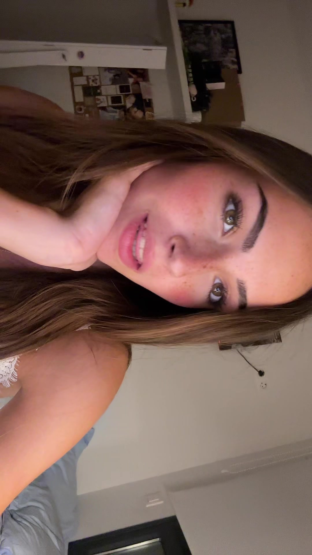@núria