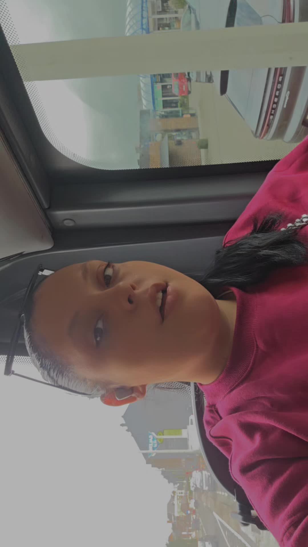 @lauramagnee