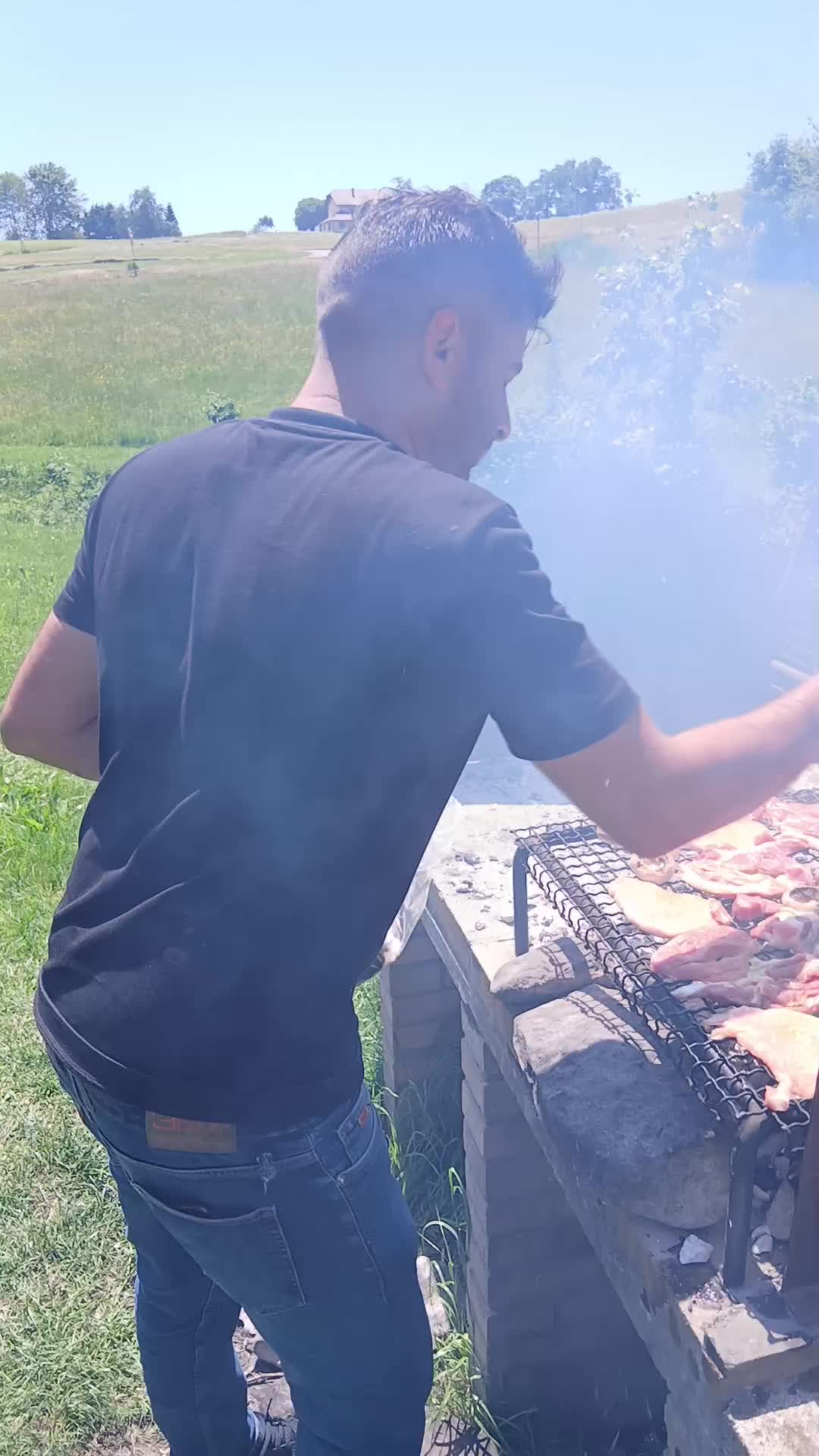@Petrișor Allcapone