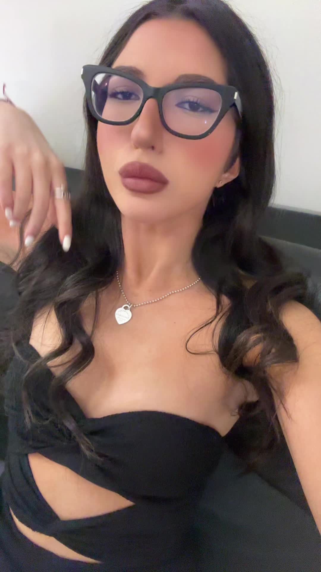@elenaggg