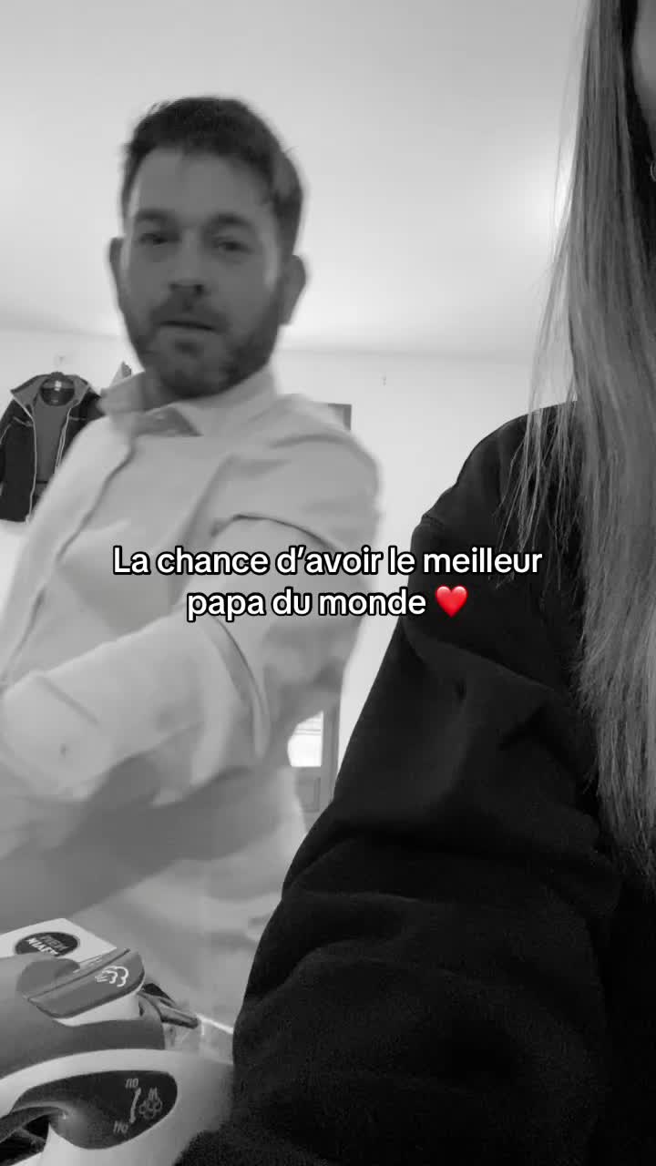 @LEELOU