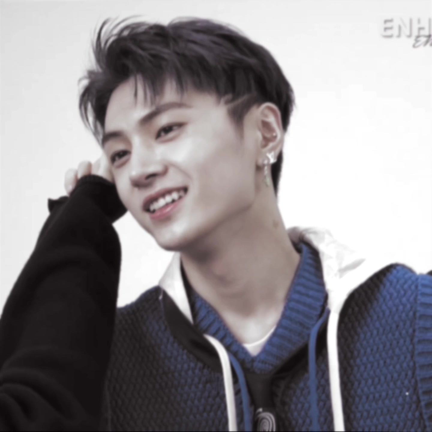 @lay