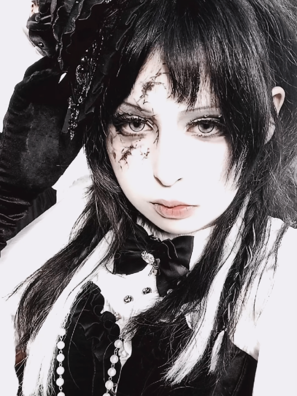 @𝐃𝐢𝐯𝐢𝐧𝐞